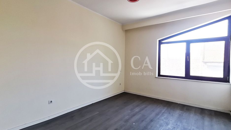 Casa de vanzare cu 7 camere în zona Dimitrie Cantemir, Oradea - Poză 4