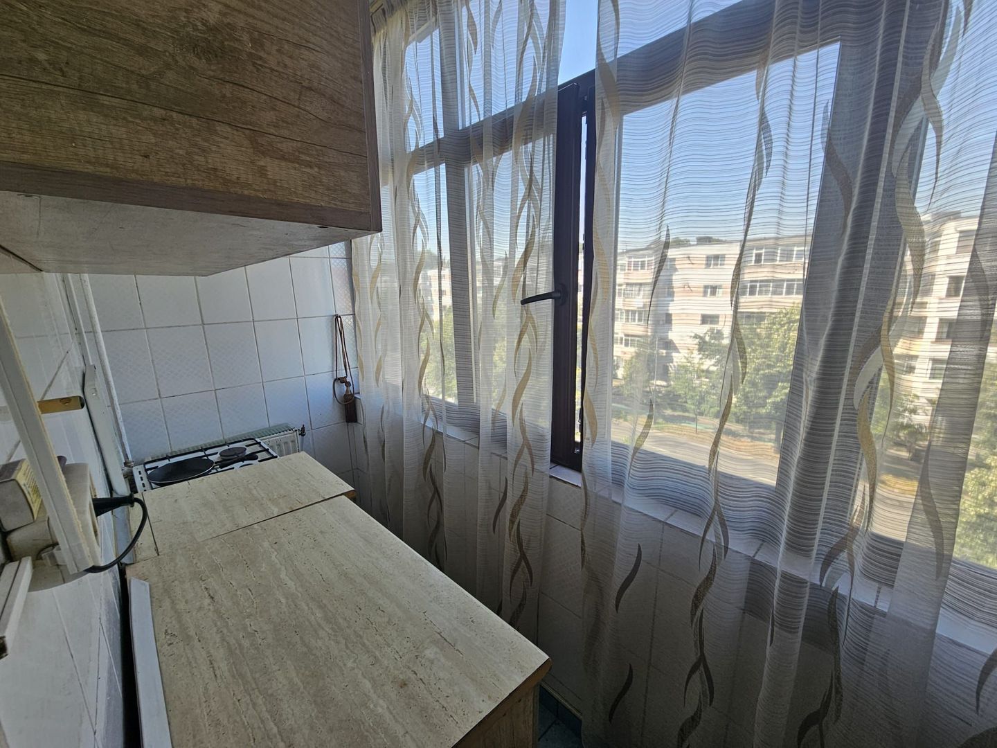 De închiriat apartament 3 camere - Prundu, stradal, lângă Kaufland - Poză 5