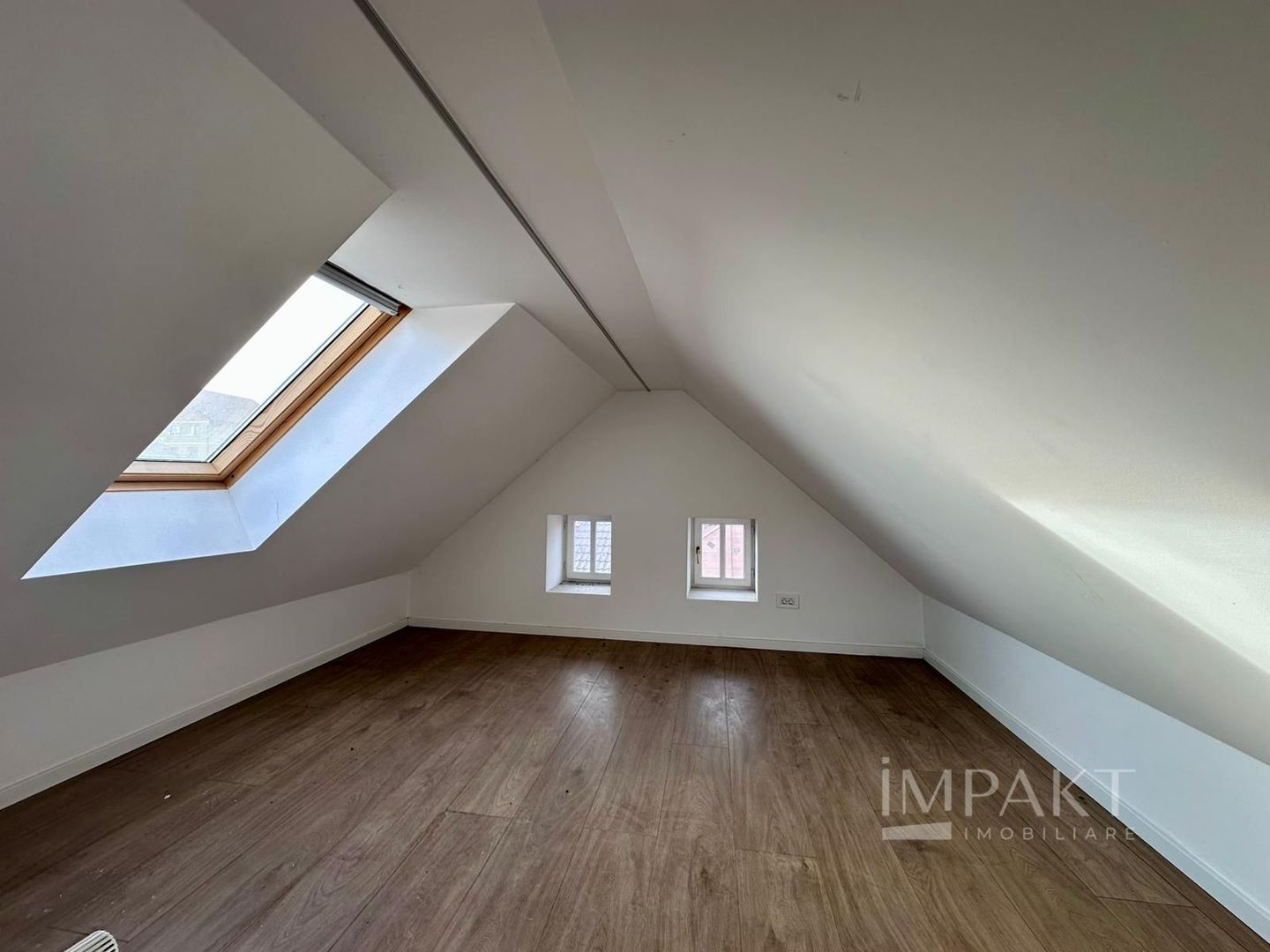 Vila exclusivista de inchiriat 185 mp, terasa si gradina – A.Muresan - Poză 16