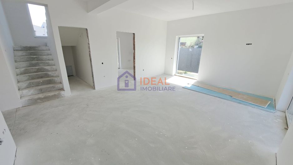Casa Moderna cu 4 camere si garaj, in zona Trifoiului - Poză 4