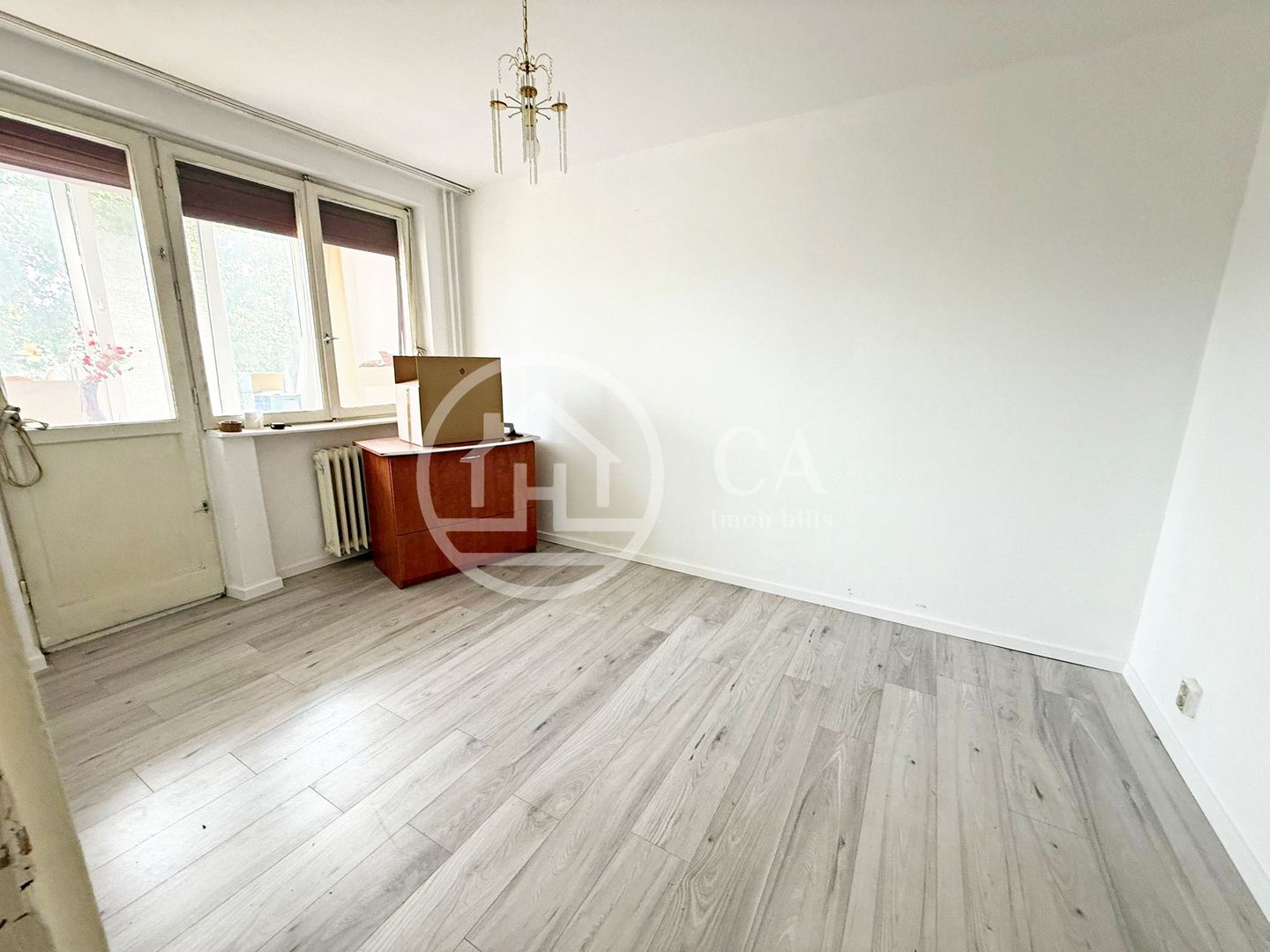 Apartament de închiriat cu 2 camere în zona Bulevardul Dacia, Oradea - Poză 4