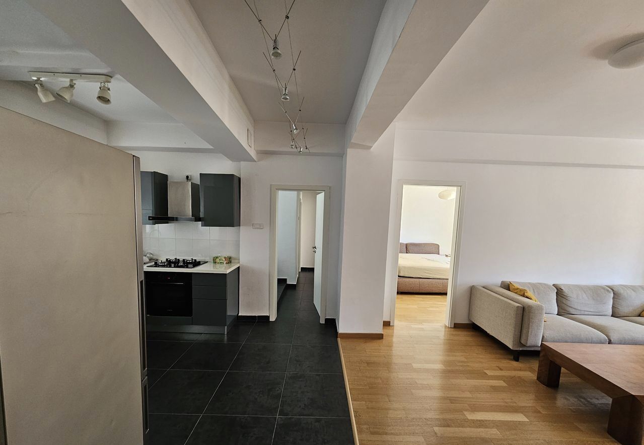 Apartament 3 camere | Ultracentral | Renovat complet - Poză 5