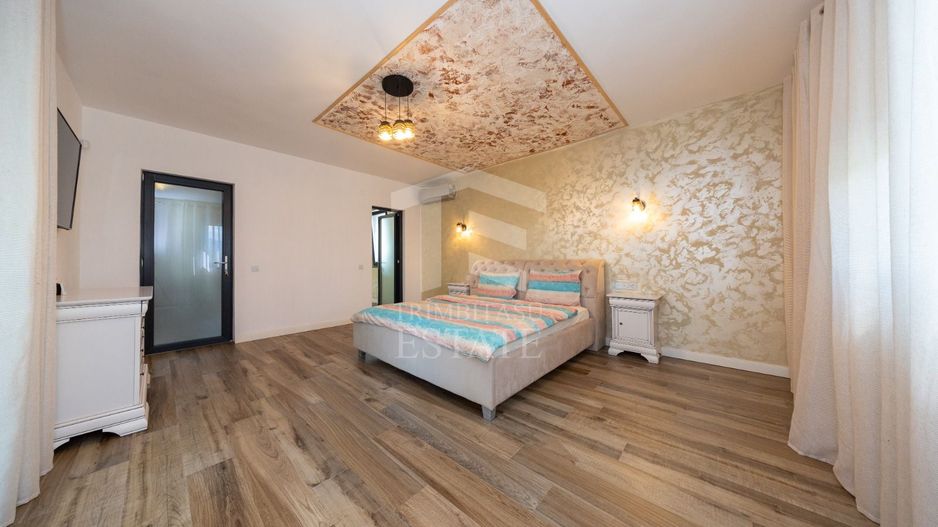 Sanpetru ,Subcetate-Casa 4 camere,3 bai+480 mp teren - Poză 34