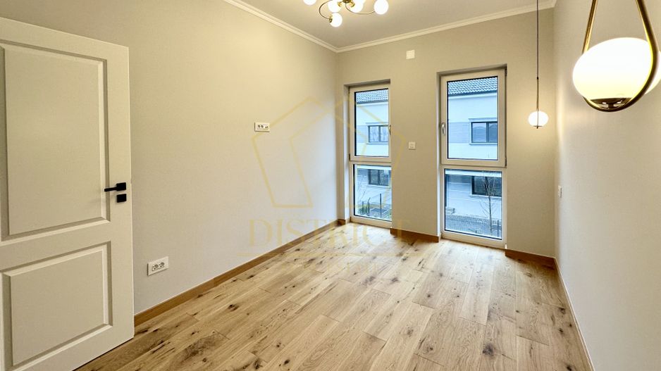 Case insiruite cu 4 si 5 camere | Sacalaz - Poză 12