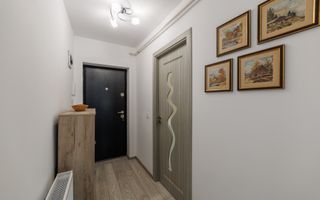 Garsonieră modernă la etajul 1 într-un bloc din 2021 - Poză 5