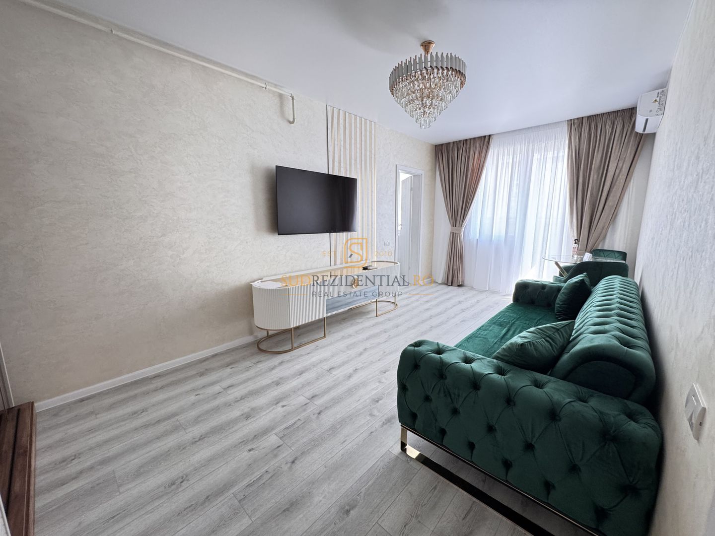 Apartament 2 camere, mobilat si utilat lux, parcare - Confort Urban - Poză 1