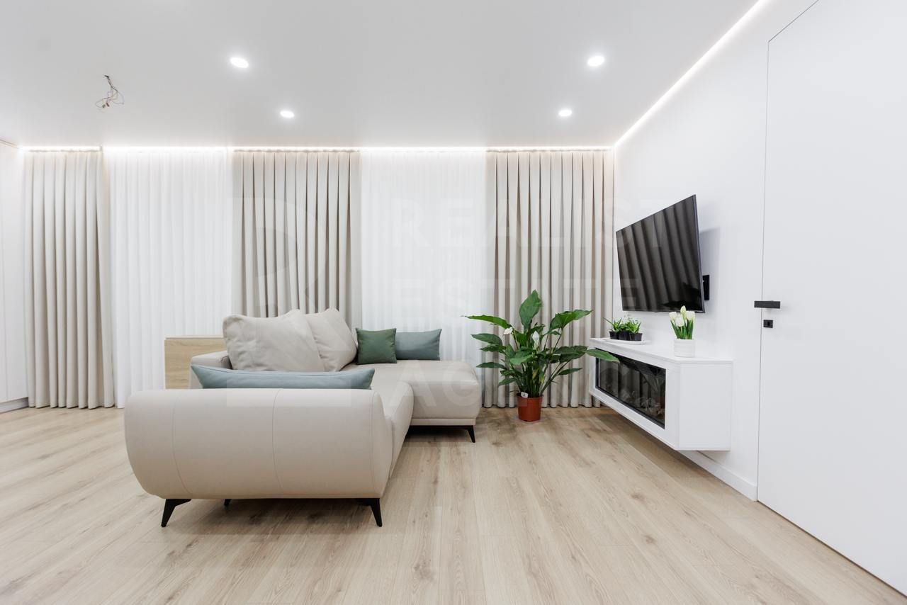 Vânzare, apartament, 1 cameră + living, strada Jubiliară, Codru - Poză 2