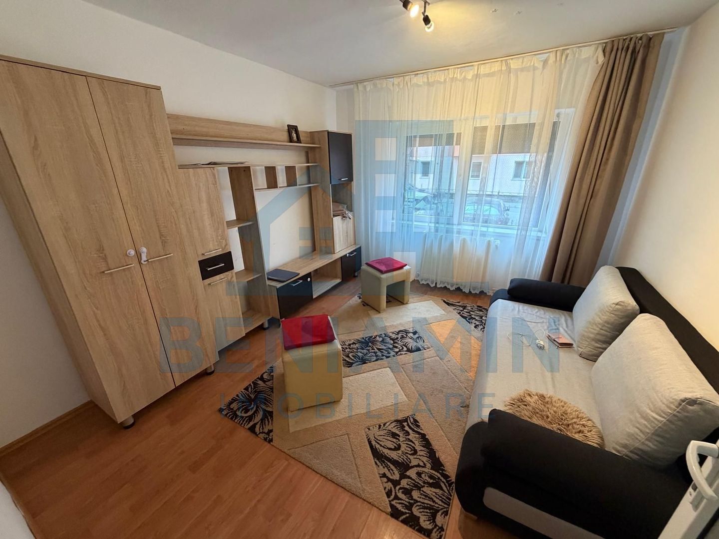 3 Decomandate-Parter-Loc parcare-2 bai-1990-Boxa-Florilor-64mp-Liber - Poză 1