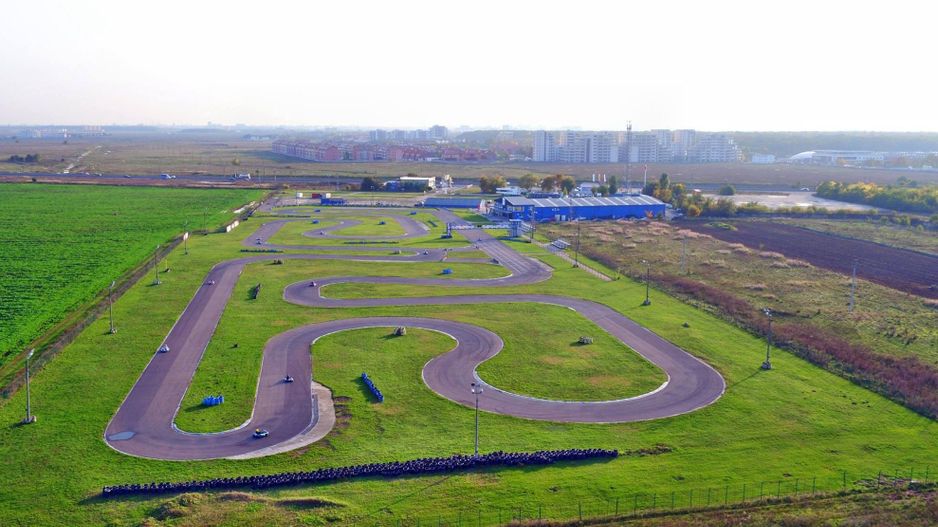 Hala/ Fabrica I Tunari I Teren Intravilan I 8000 MP - Poză 3