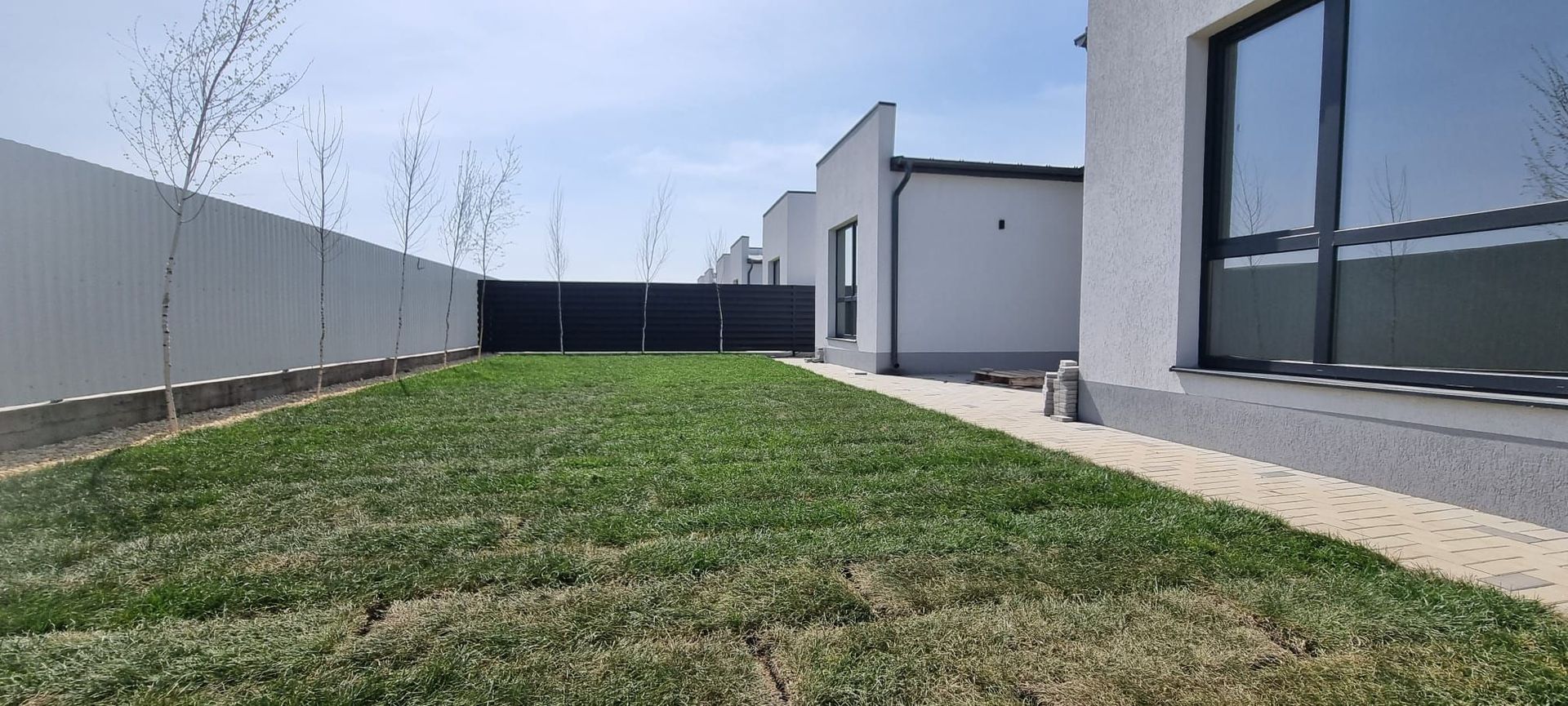 Investește în calitate: Case pe parter în cel mai nou și aerisit complex. - Poză 9