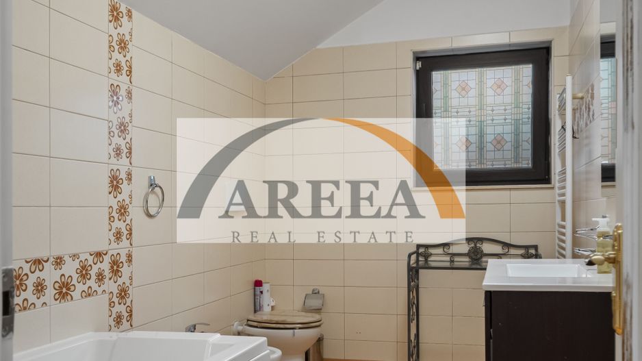 Vilă de închiriat în Pipera – Drumul Negru, ideal familie, curte mare - Poză 30