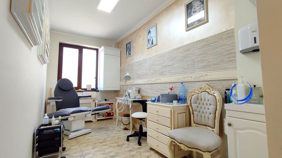 Afacere la Cheie ,Inclus Spatiu si Parcare - Poză 7