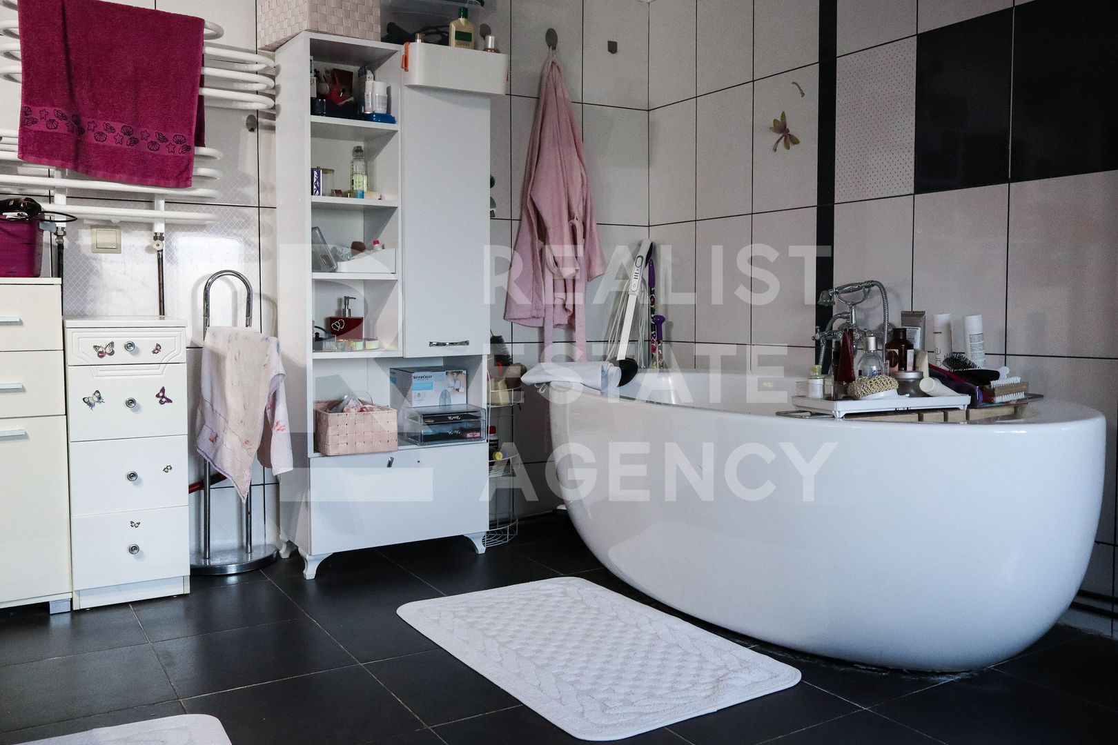 Vânzare, vilă de lux ultrafinisată, Bucium, Iași - Poză 22