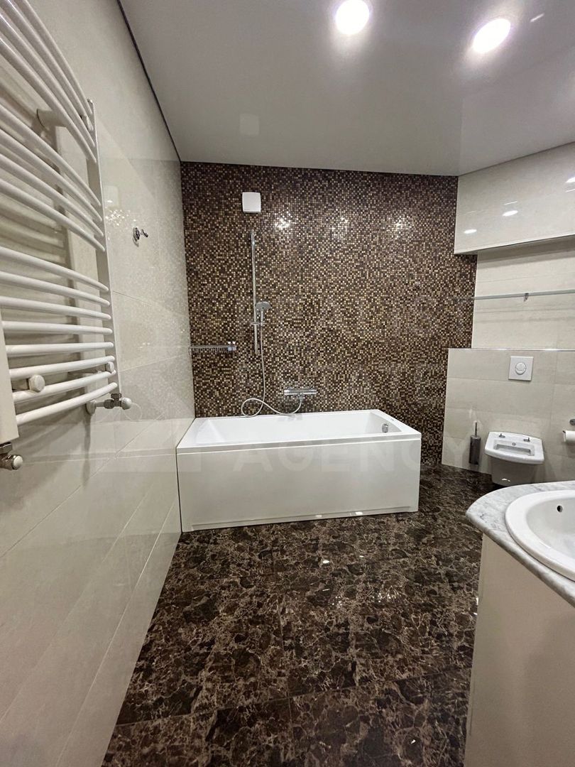 Chirie, apartament, 2 camere, str. Mihai Eminescu, Centru - Poză 9