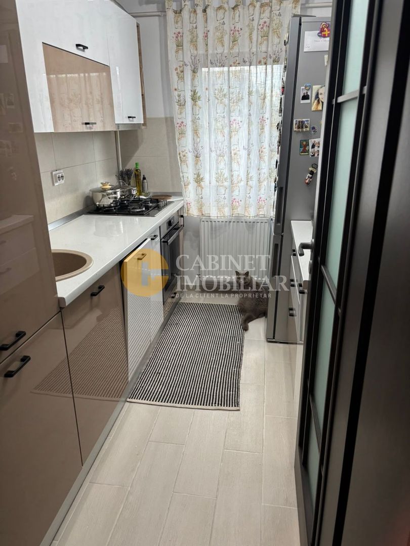3 CAMERE DECOMANDAT--ETAJ 1--LOC DE PARCARE INTABULAT--VALEA LUPULUI - Poză 5