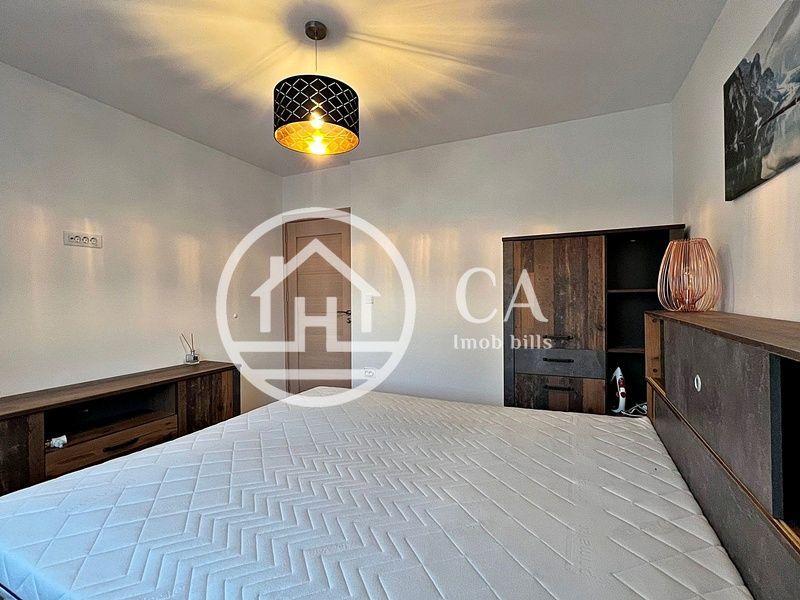 Apartament de închiriat cu 3 camere in zona Rogerius, Oradea - Poză 3