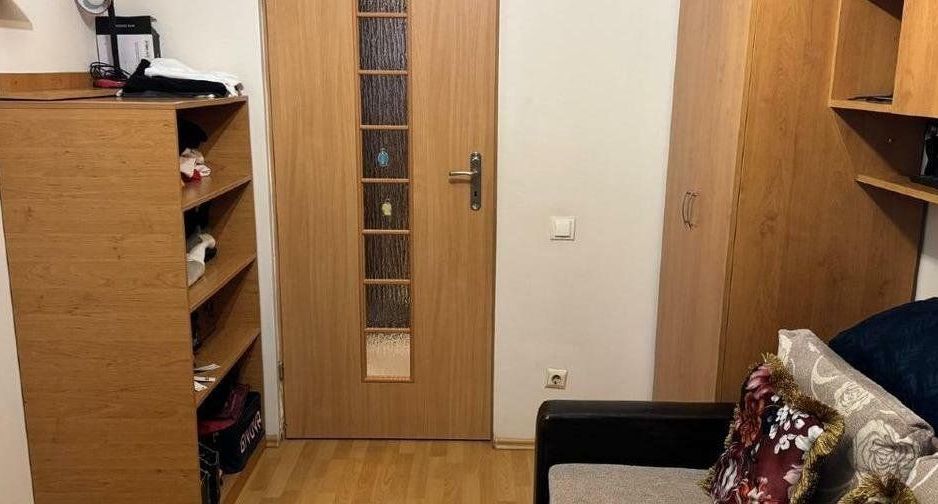 Apart.3 cam, complet utilat si mobilat, zona Apusului, 10 min. metrou Gorjului - Poză 2