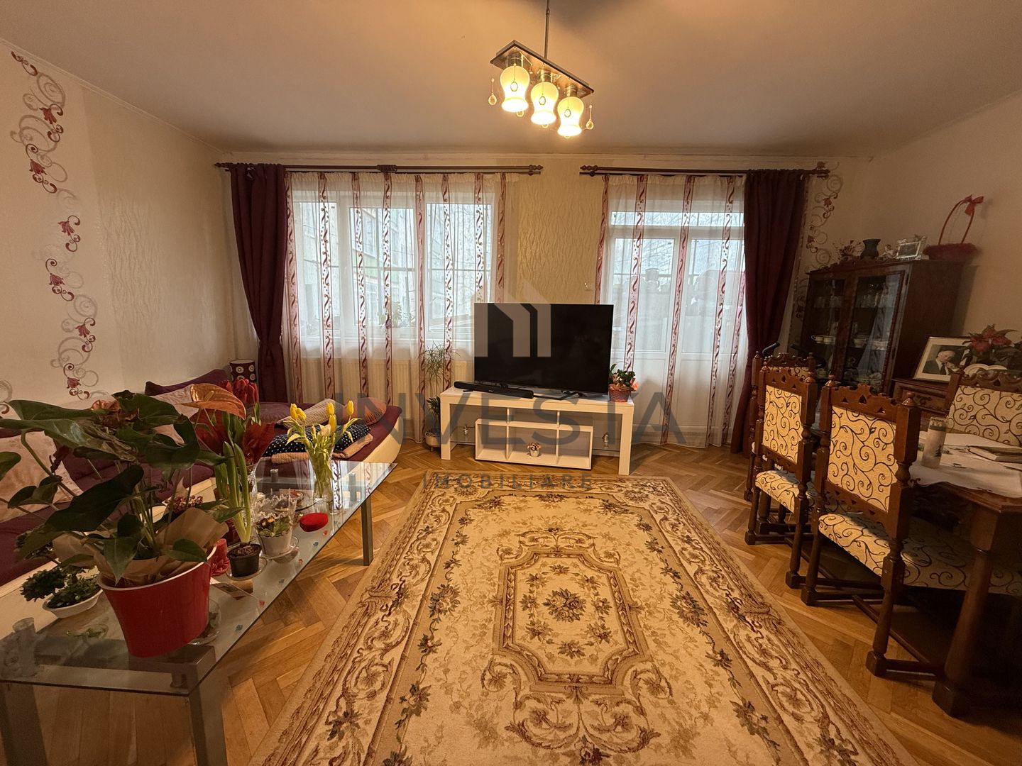 Apartament 3 Camere in Plopilor/ Confort si Localizare Premium - Poză 2