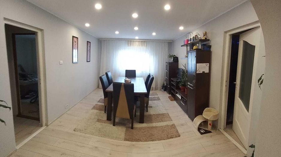 Apartament 4 Camere, Micro20 - Poză 2