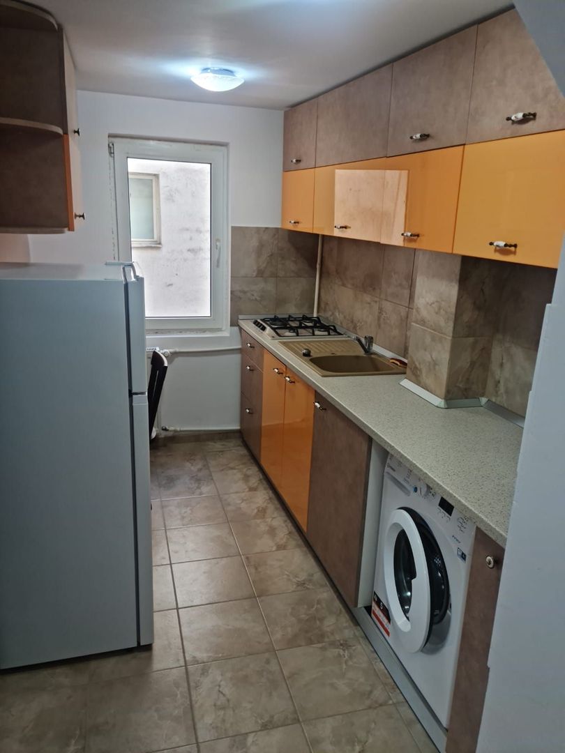 Apartament 2 camere renovat, mobilat complet, Piața Victoriei - Poză 7