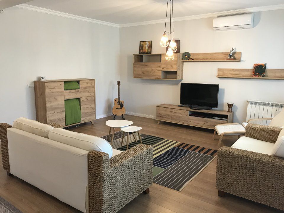 Braytim-Lidia | Casa insiruita | 4 Camere | 4 bai | 2 Locuri de parcare - Poză 2