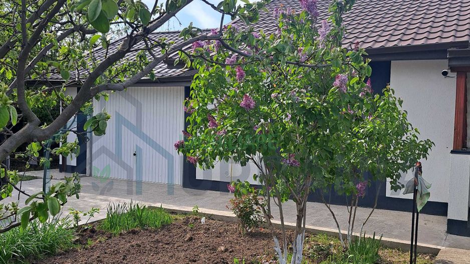 Casă de vânzare în Vorovești, Miroslava – 3 camere, 700 mp teren - Poză 2