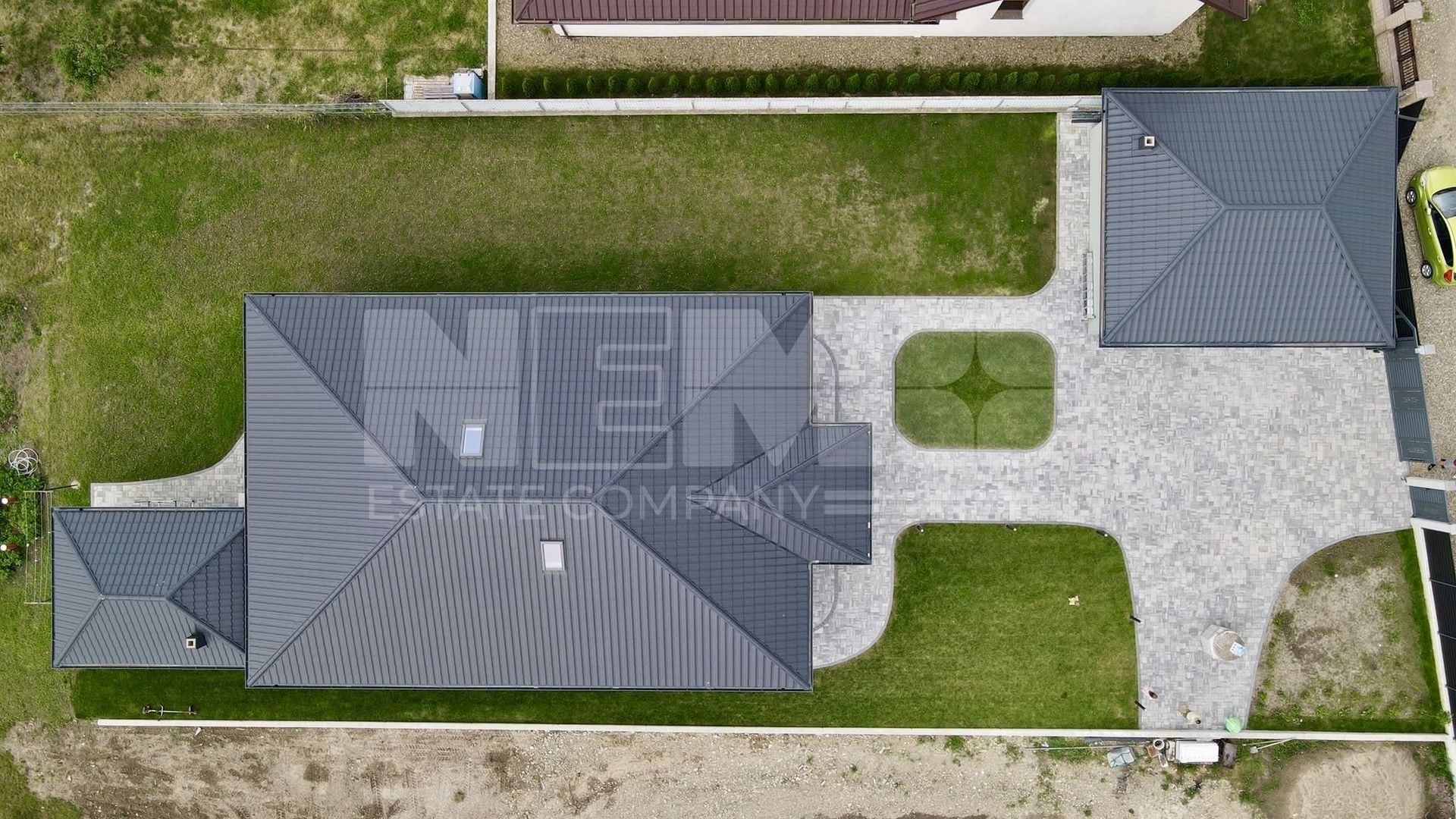 CASA MODERNA CU 4 CAMERE SI CURTE | 161 MP+48 MP ANEXA | VOLOVAT - Poză 22