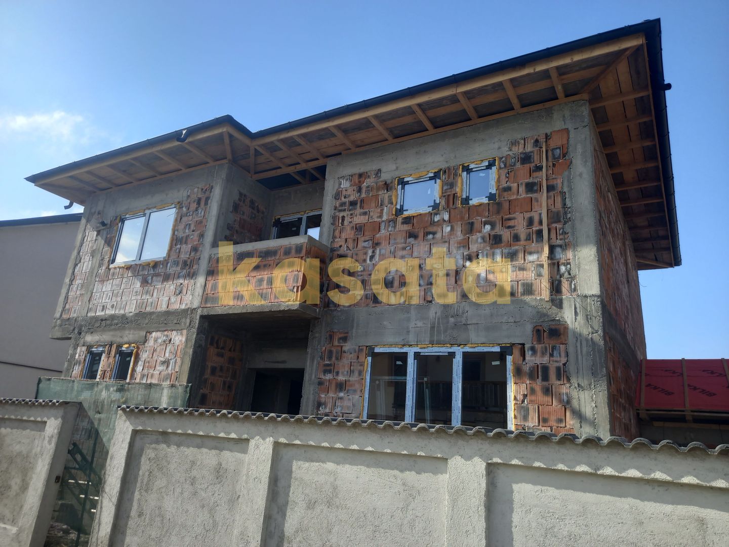 Vilă 4 camere Diamantului | Curte 250 mp, pompă căldură - Poză 4