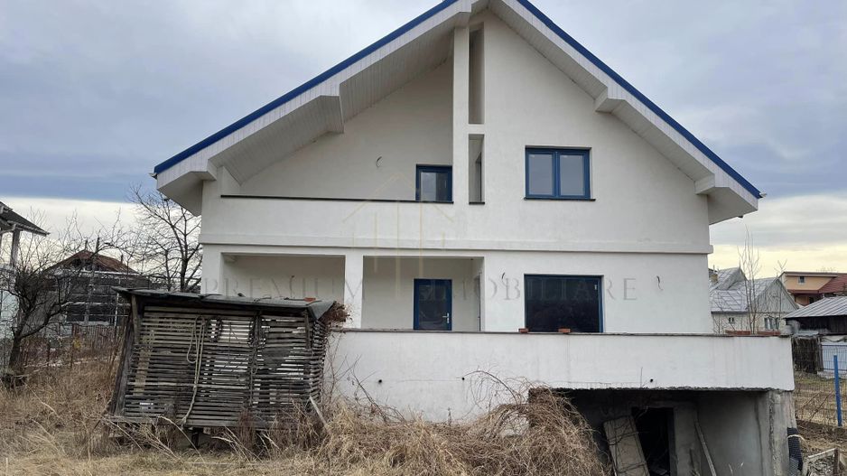 Vila de Vanzare in Onesti - Poză 2