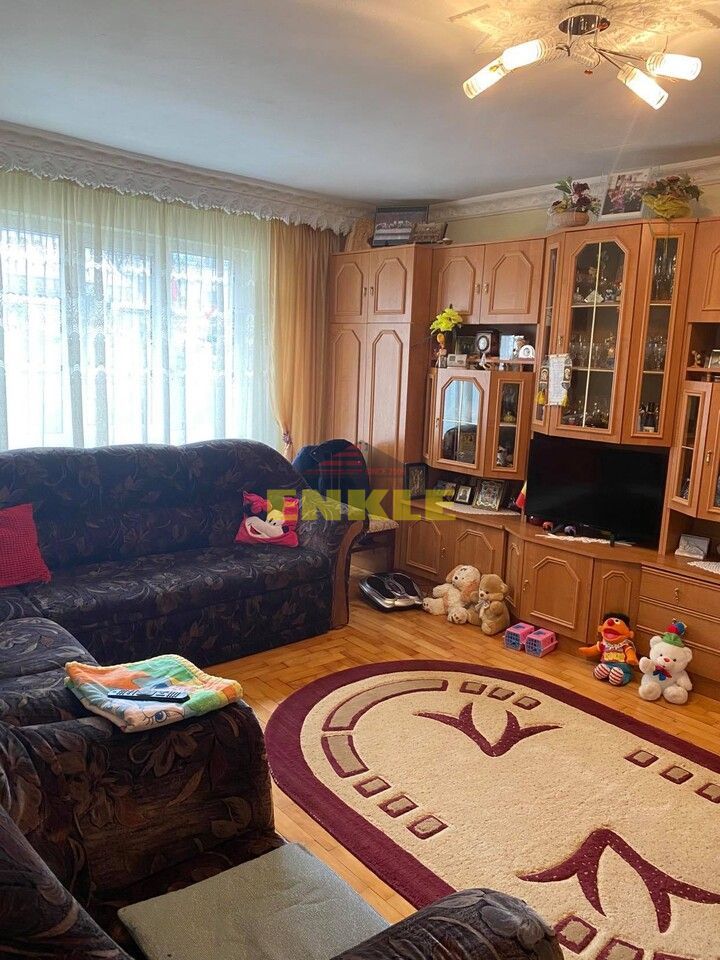 Casa , D+P+1, teren 300 mp, zona Imparat Traian,pret 150000 Euro - Poză 1