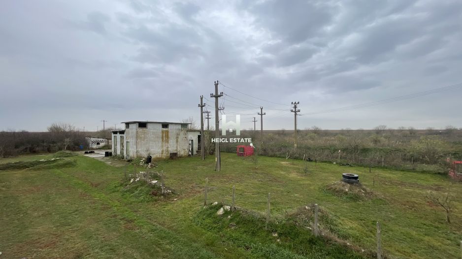 Proprietate premium de investitie cu teren in Ortisoara - Poză 1
