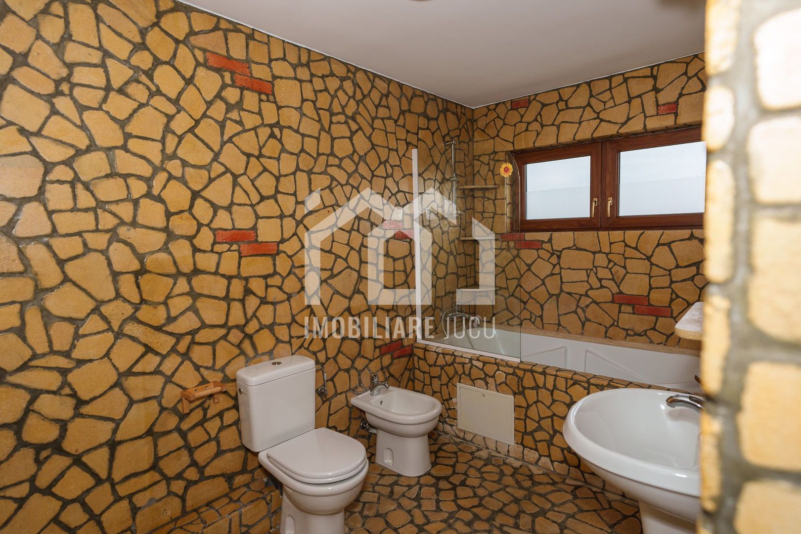 Clădire modernă cu spațiu multifuncțional de închiriat în Jucu de Mijl - Poză 18