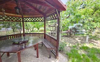 Vilă P+M mobilată și utilată,  teren 1100 mp, zona BACAOANI; - Poză 14