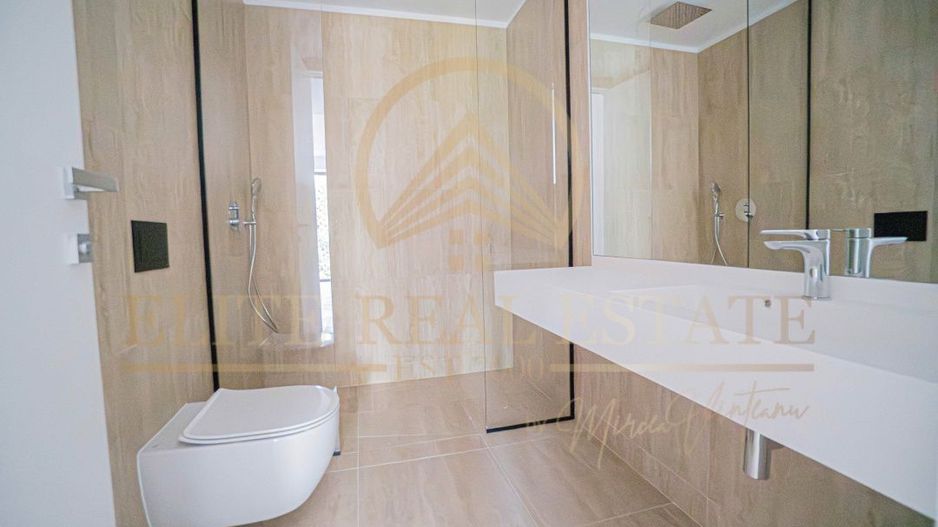 Stațiunea Mamaia - Vânzare apartament cu 2 camere, 2 bai cu vedere la mare. - Poză 14