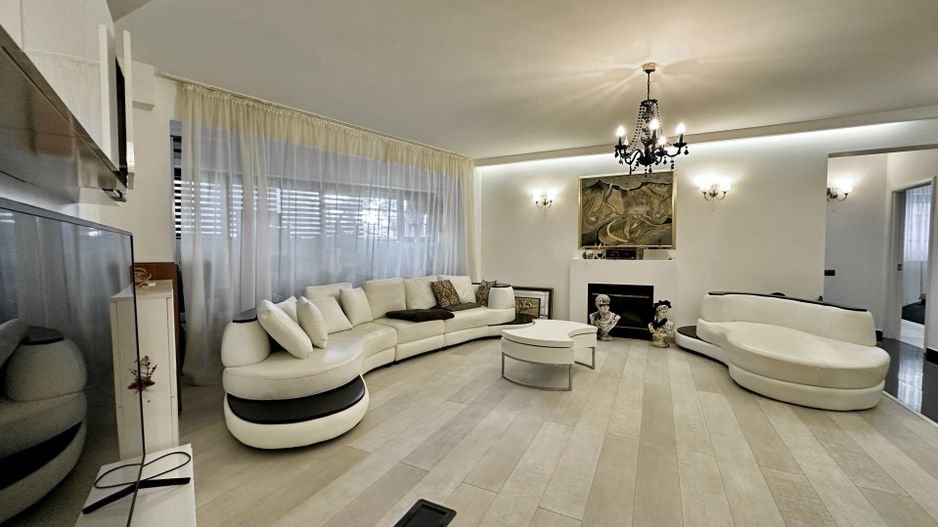 Apartament cu 3 camere str. Izbiceni | Damaroaia | Bucuresti Noi - Poză 1