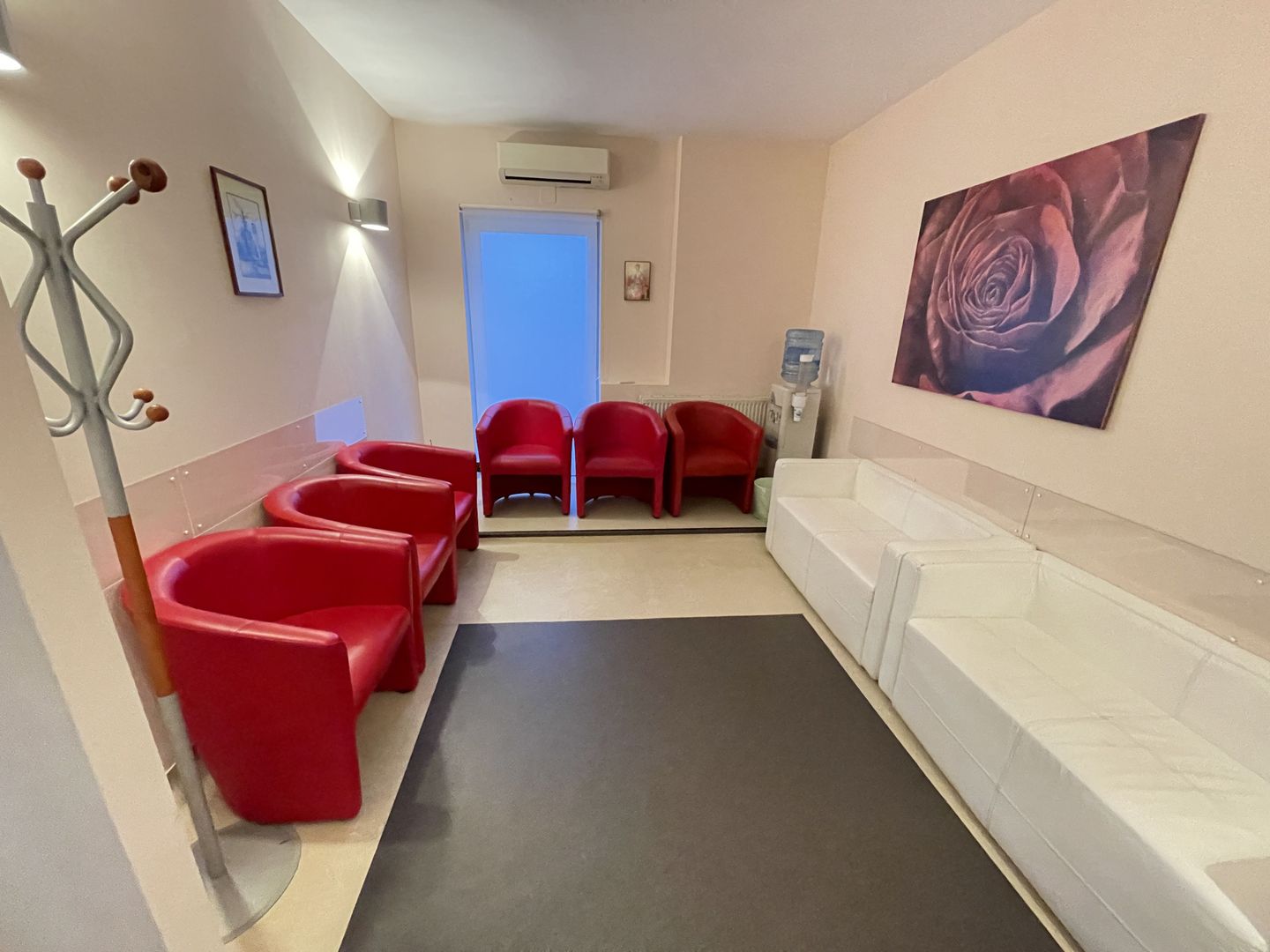 IMOBIL CU MULTIPLE DESTINATII - Poză 1