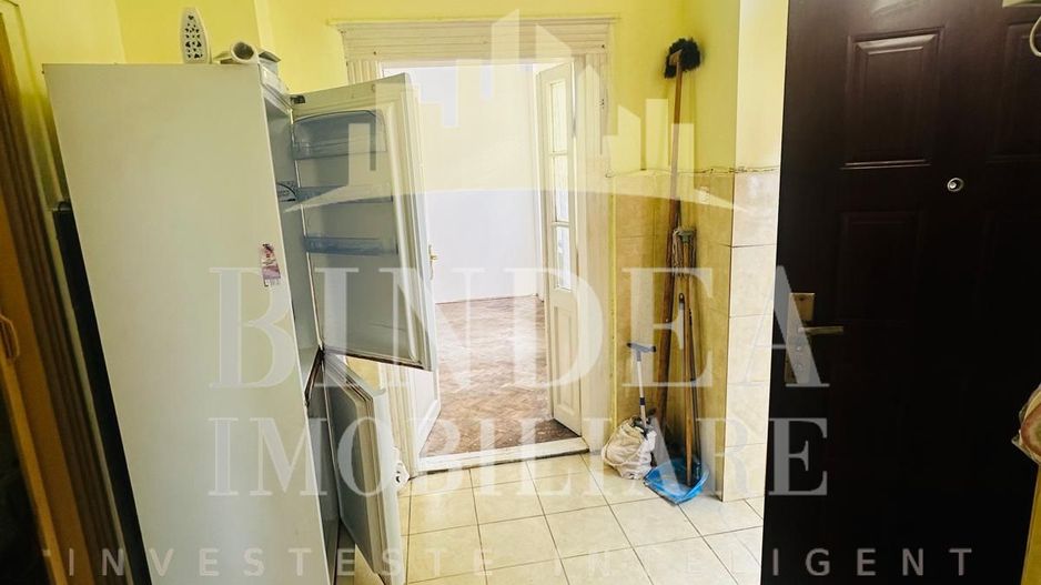 Apartament 1 camera 50mp utili etaj 1 Traian- centrala proprie - Poză 6