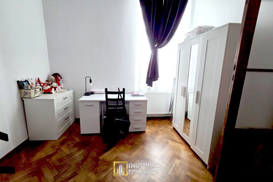 Apartament de vânzare cu tavane înalte, Arad, centru - Poză 4