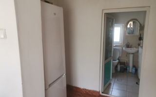 Vanzare casa Ratesti, stradal - Poză 2