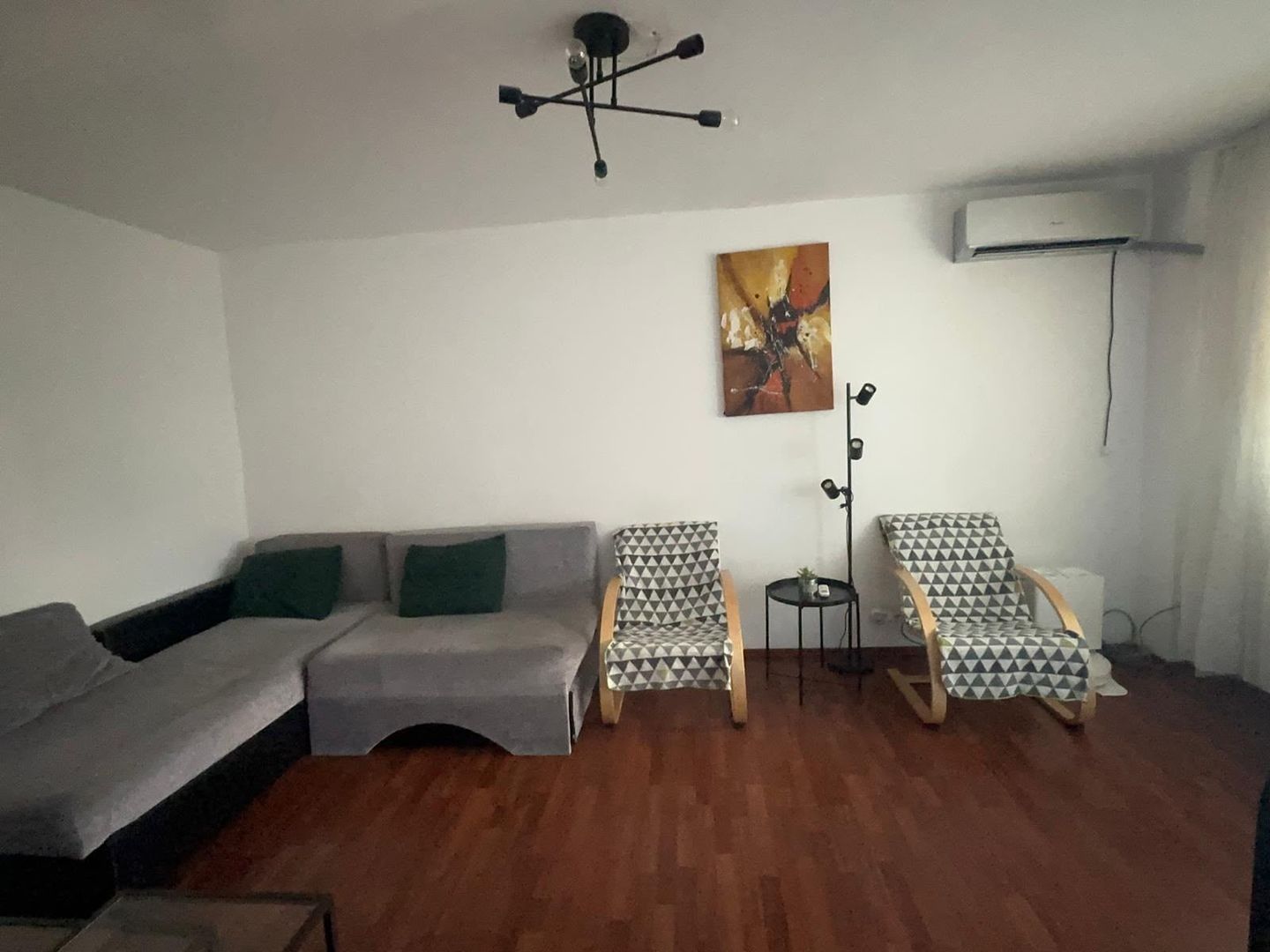 Apartament 2 camere de vanzare Crangasi - Poză 1