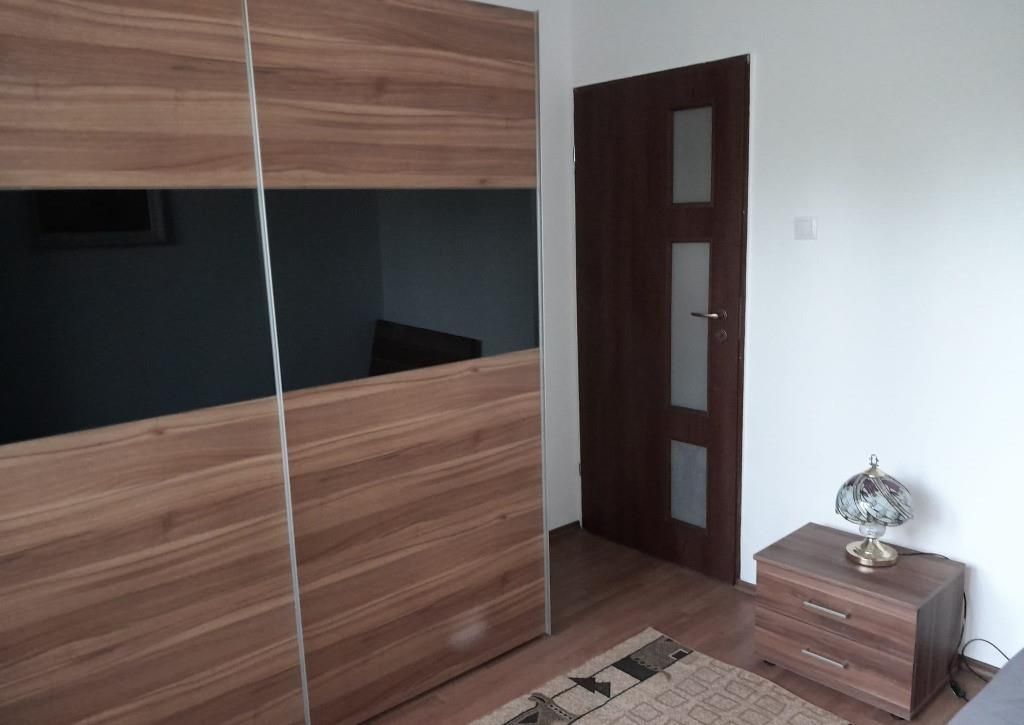 Apartament spatios 3 camere Drumul Taberei - Poză 1