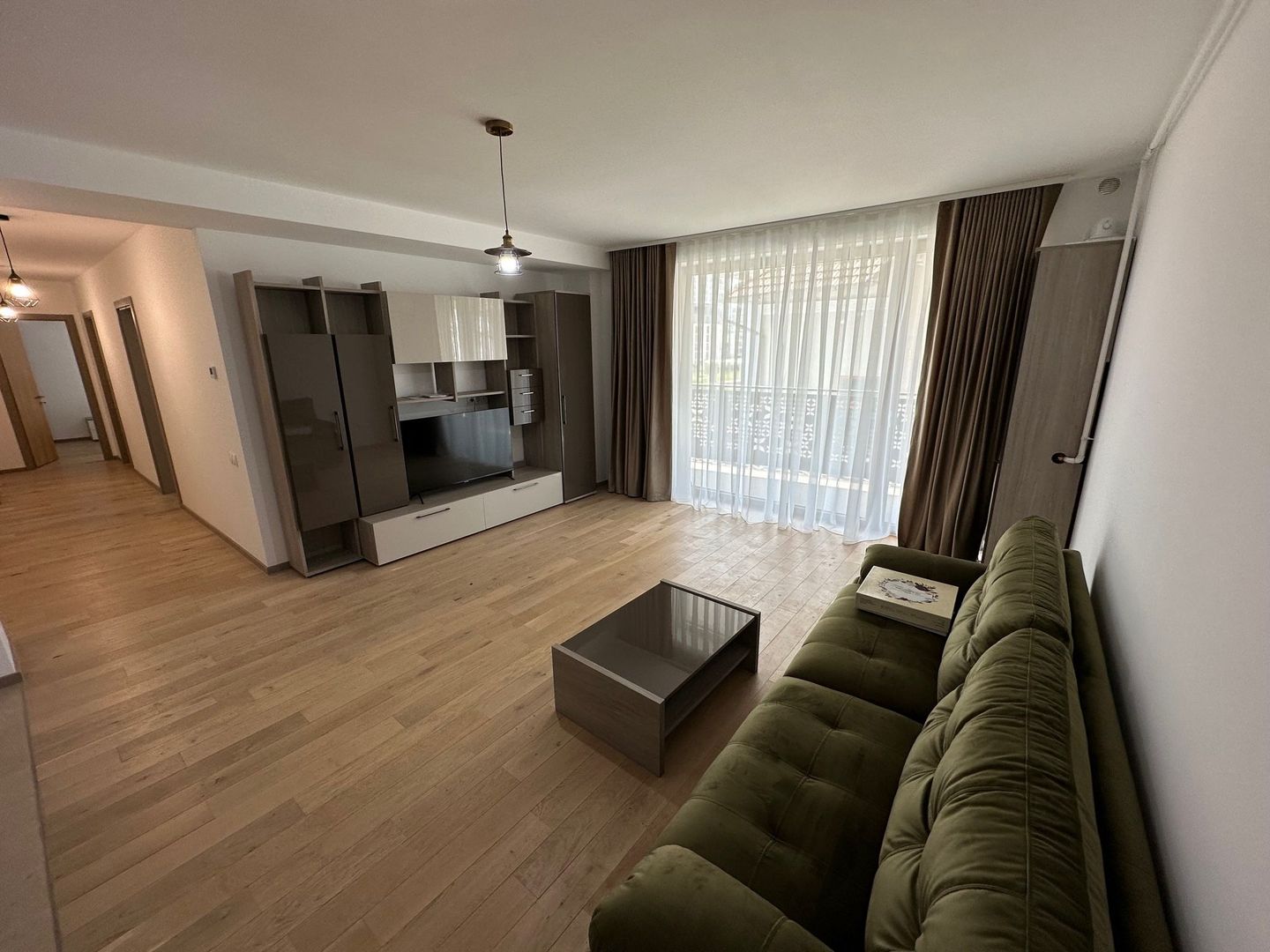 Apartament bloc nou 3 camere - parcare subterana - Poză 8