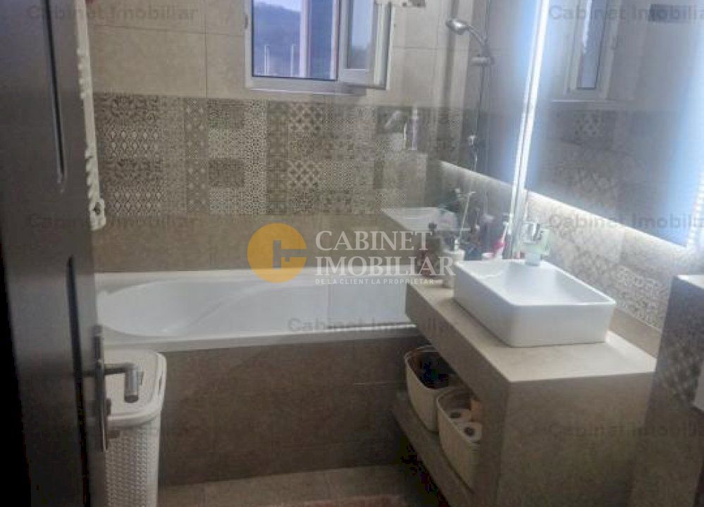 Apartament 2 Camere Pizza Nico Etaj 3 Renovat Complet - Poză 6