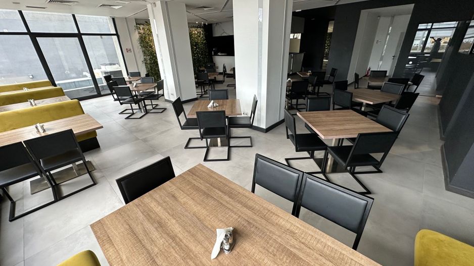 Clădire de închiriat pentru birouri  / clinica - Poză 3