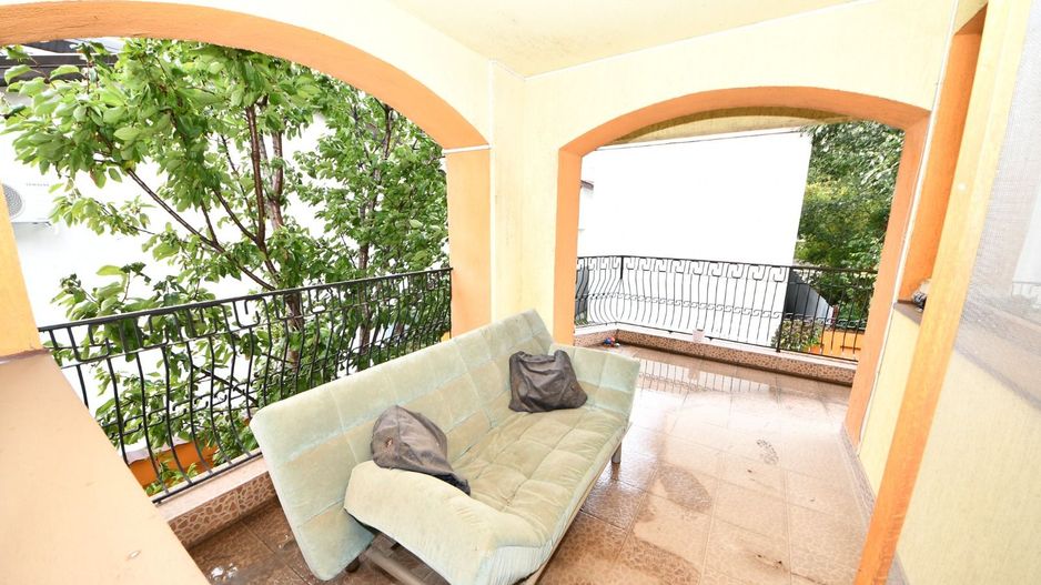 Vila spatioasa, constructie solida, zona micro 17 – Galati - Poză 23