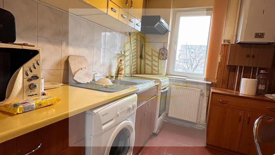 Apartament spre vanzare cu 2 camere – zona Planetelor, Brasov - Poză 8