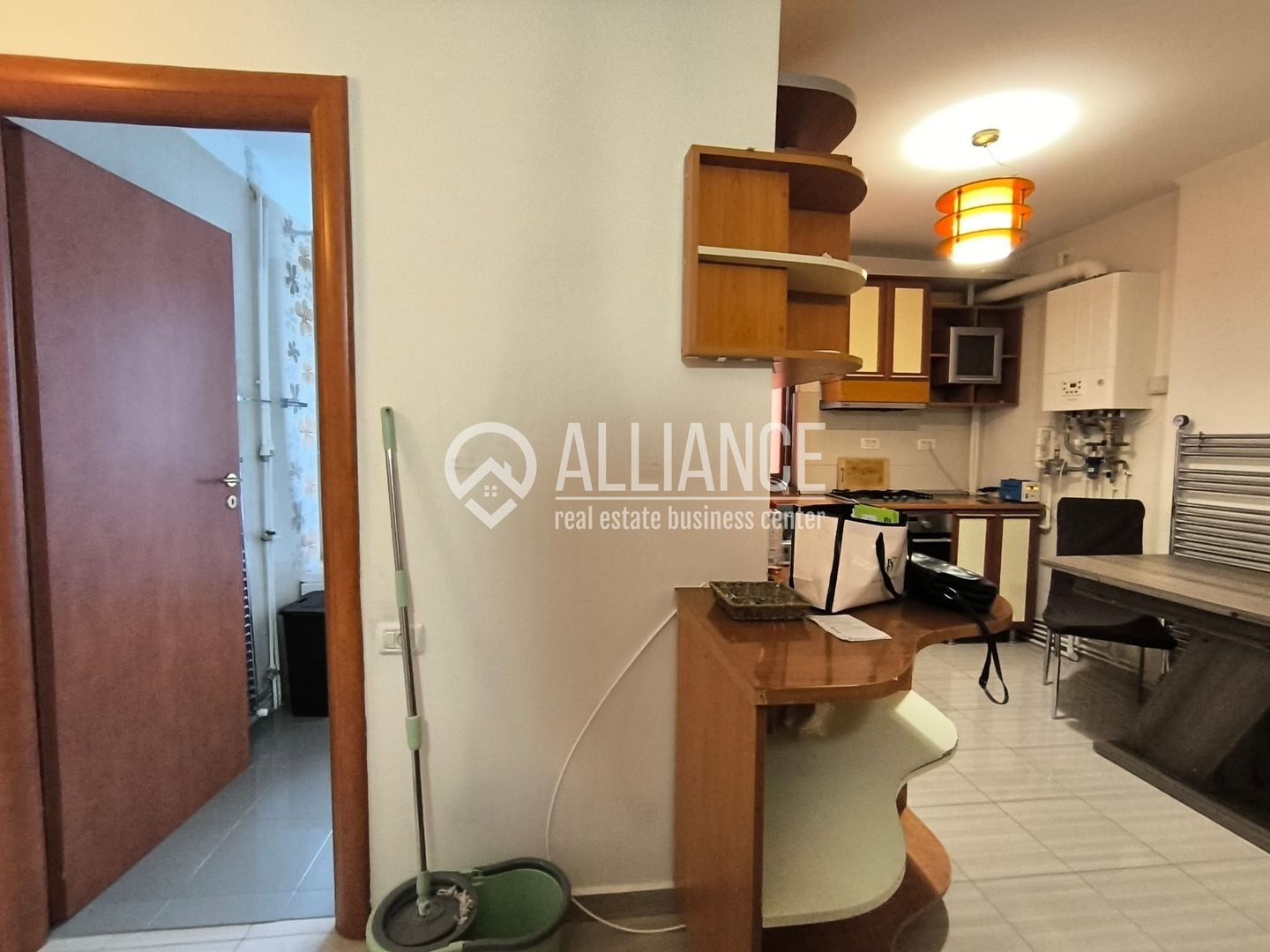 CENTRU COLONADELOR(cod03) - 2 Camere luminoase ! - Poză 9