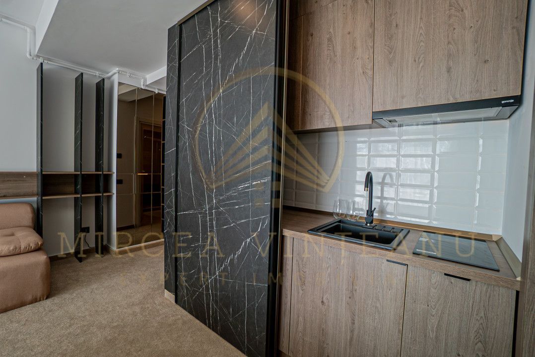 Stațiunea Mamaia - Garsoniera mobilata si utilata in complex Casa Del Mar. - Poză 8