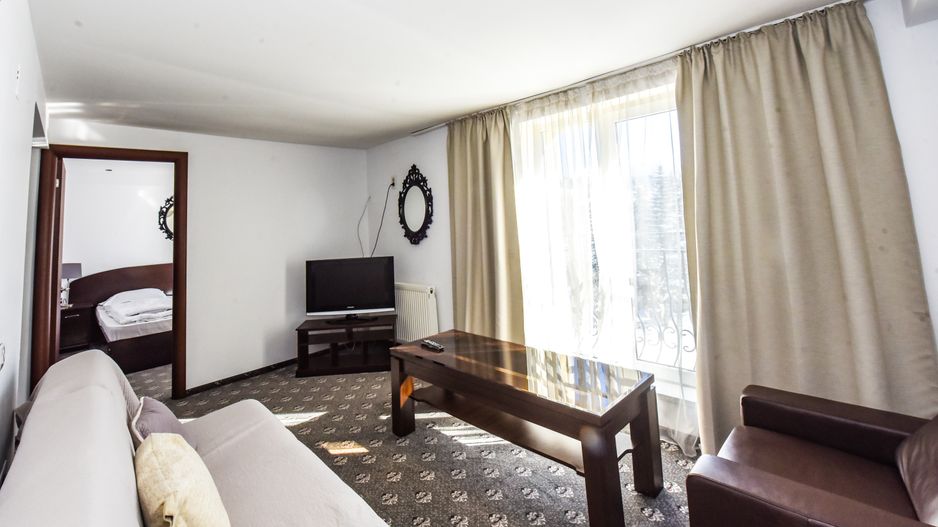 Hotel glamour si restaurant, in inima statiunii Predeal - Poză 46