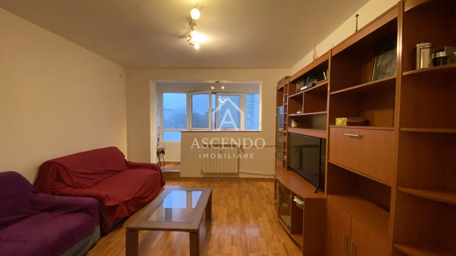 Vânzare apartament 2 camere Drumul Taberei, aproape de metrou - Poză 1